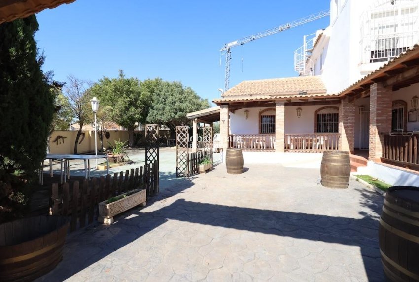 Revente - Villa -
ORIHUELA COSTA - La Zenia