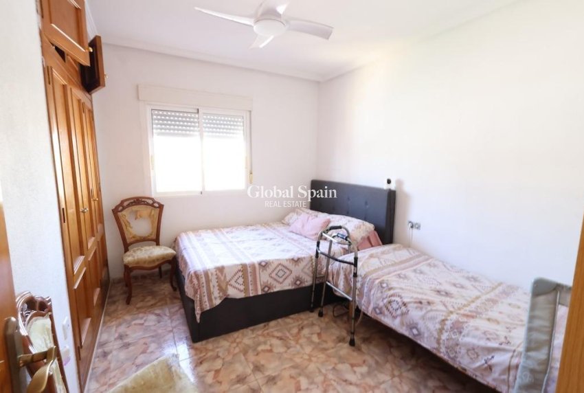 Revente - Villa -
ORIHUELA COSTA - La Zenia