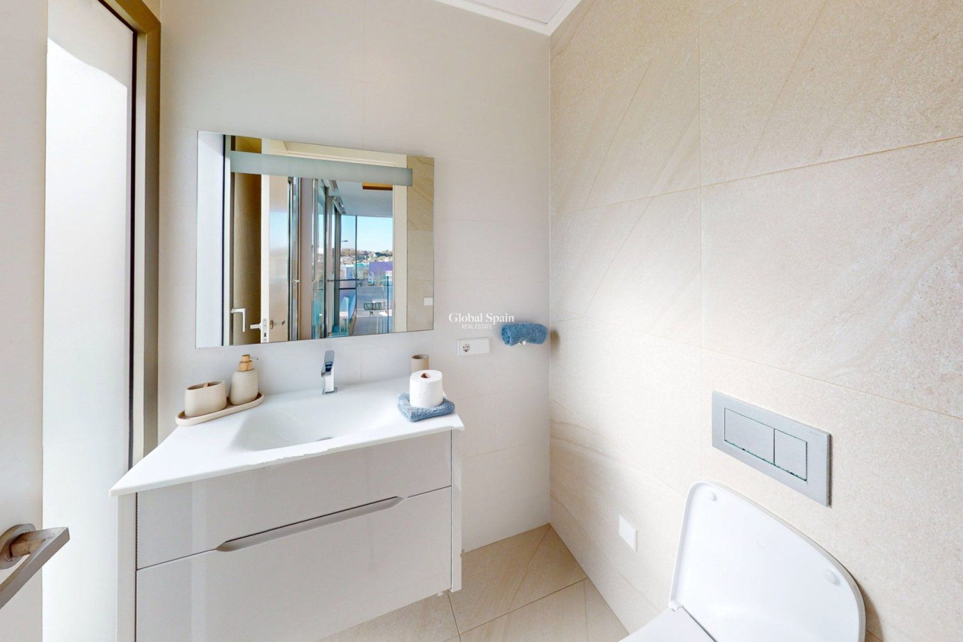 Revente - VILLA -
ORIHUELA COSTA - Las Colinas Golf