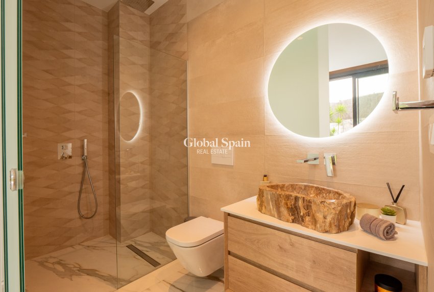 Revente - Villa -
ORIHUELA COSTA - Las Colinas Golf