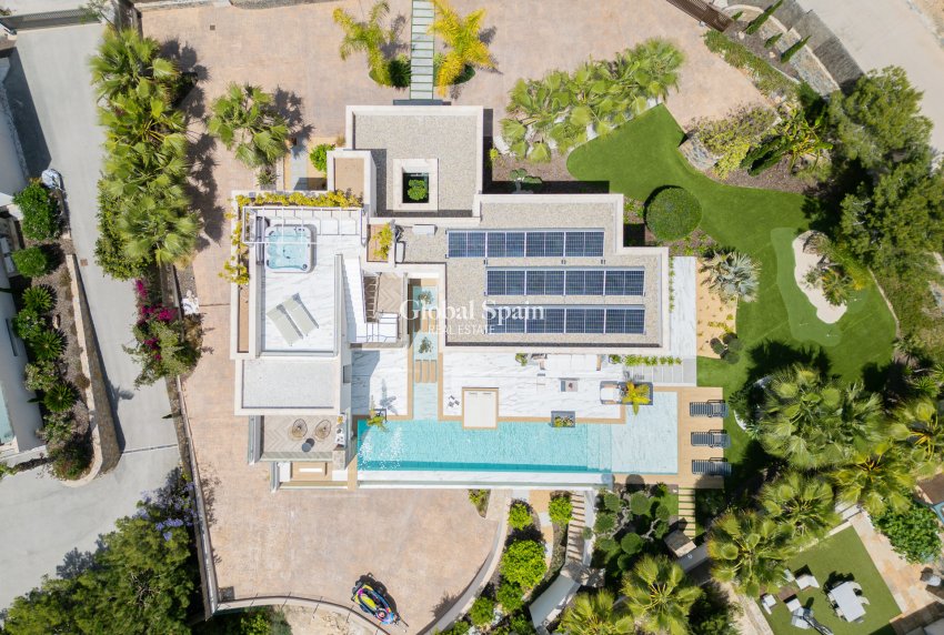 Revente - Villa -
ORIHUELA COSTA - Las Colinas Golf