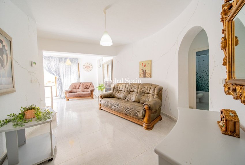 Revente - Villa -
ORIHUELA COSTA - Las Filipinas