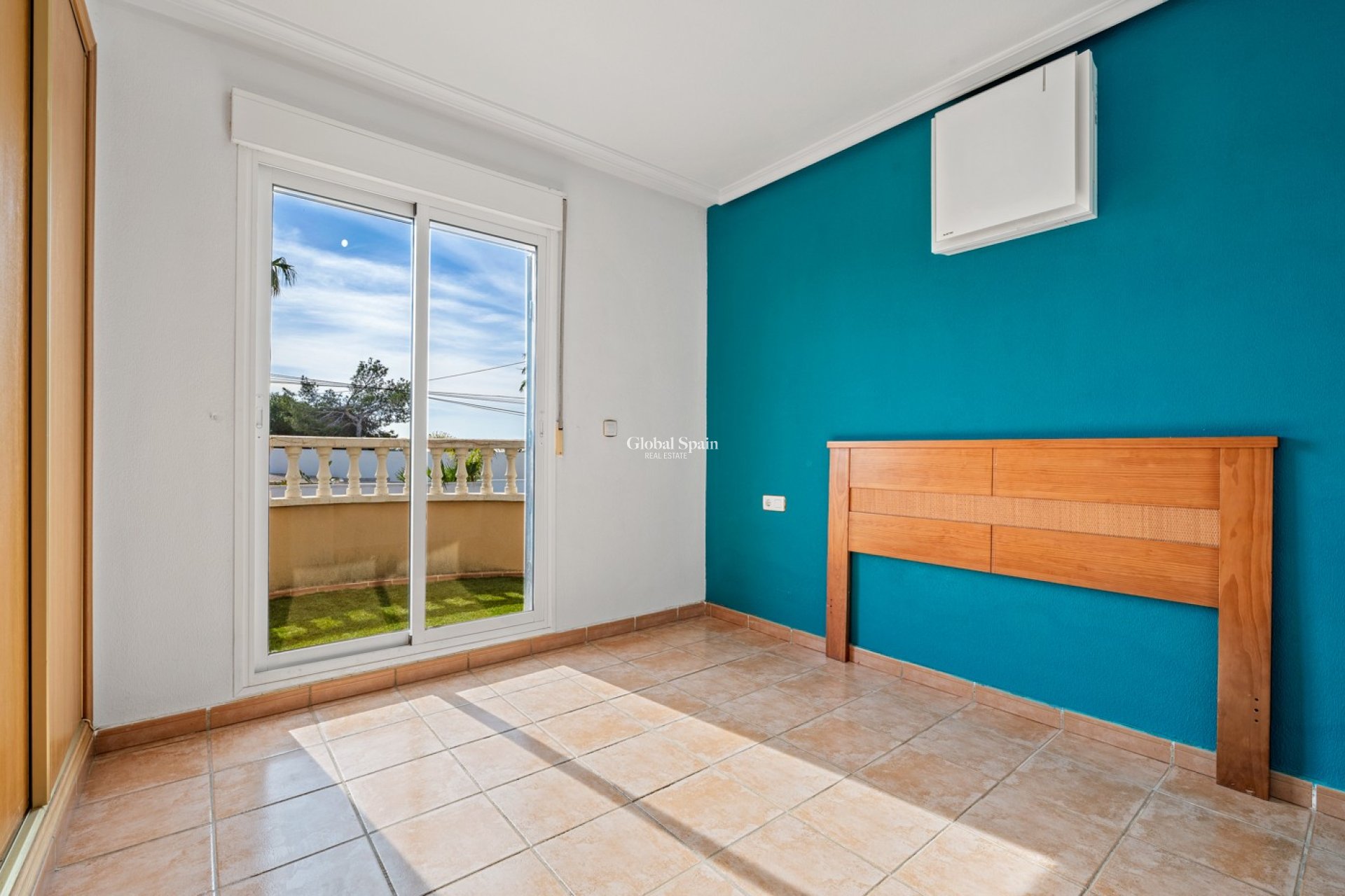 Revente - VILLA -
ORIHUELA COSTA - Las Filipinas