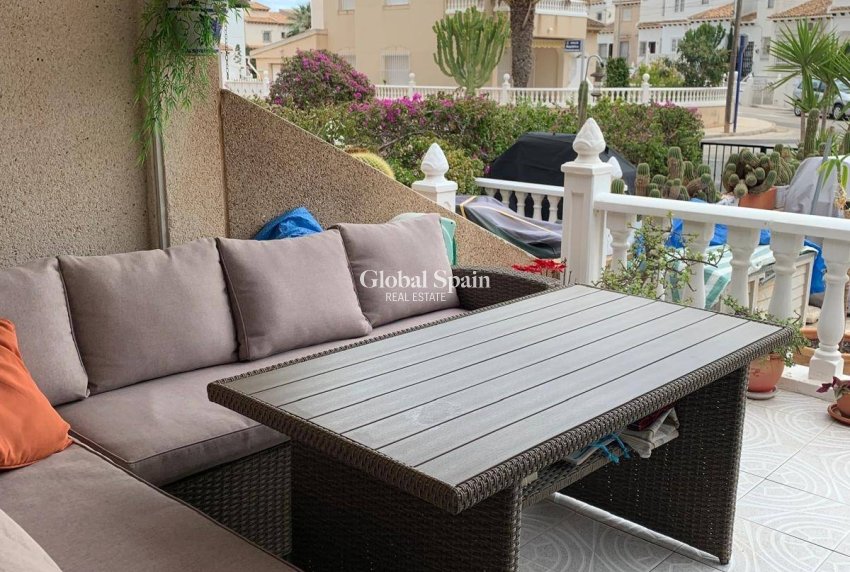 Revente - VILLA -
ORIHUELA COSTA - Las Filipinas
