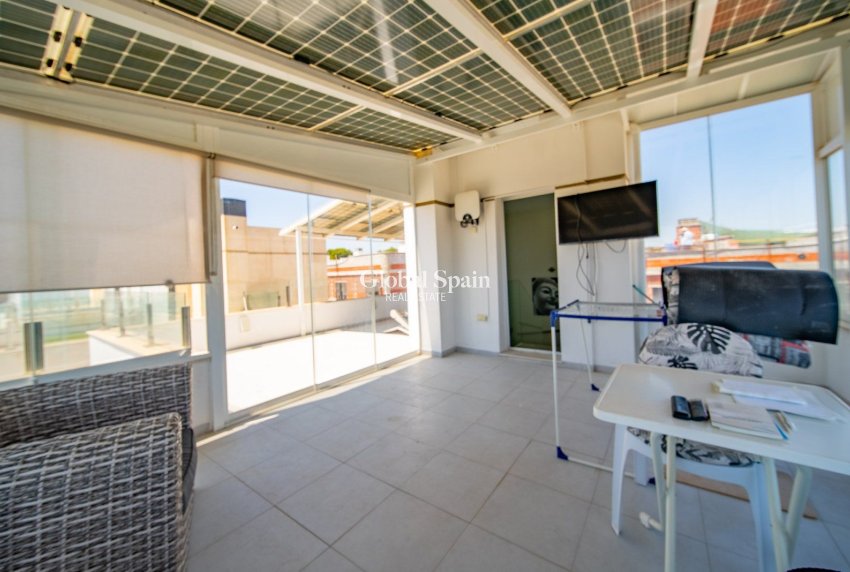 Revente - Villa -
ORIHUELA COSTA - Lomas de Cabo Roig