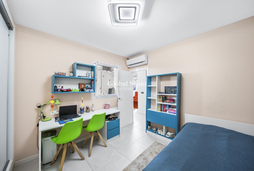 Revente - Villa -
ORIHUELA COSTA - Lomas de Cabo Roig