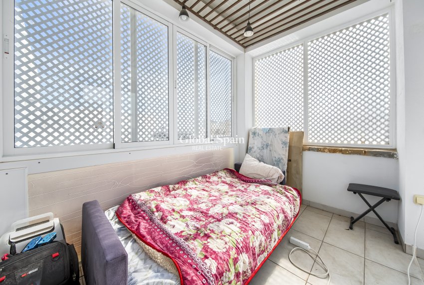 Revente - Villa -
ORIHUELA COSTA - Lomas de Cabo Roig