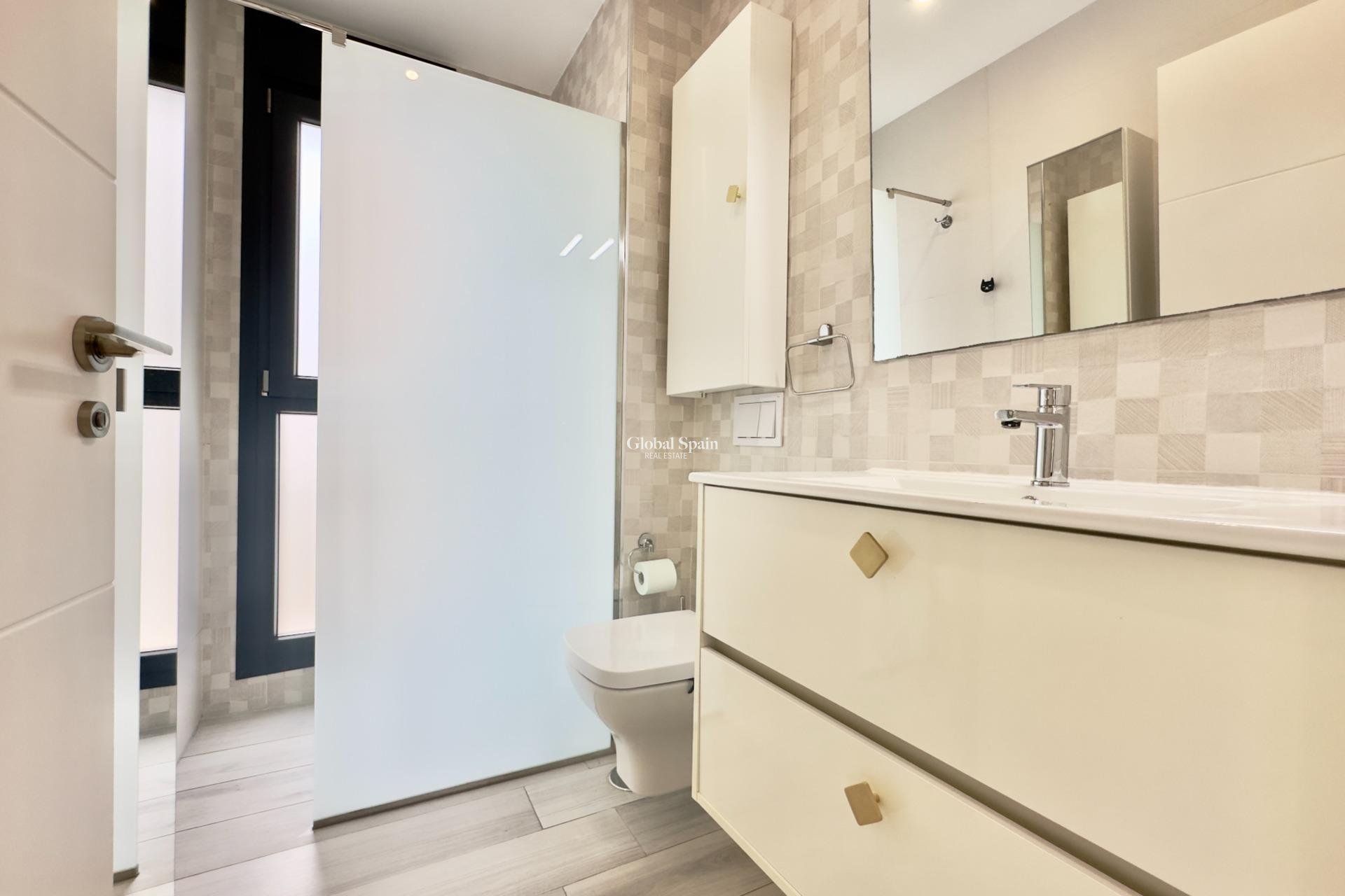 Revente - VILLA -
ORIHUELA COSTA - Lomas de Cabo Roig