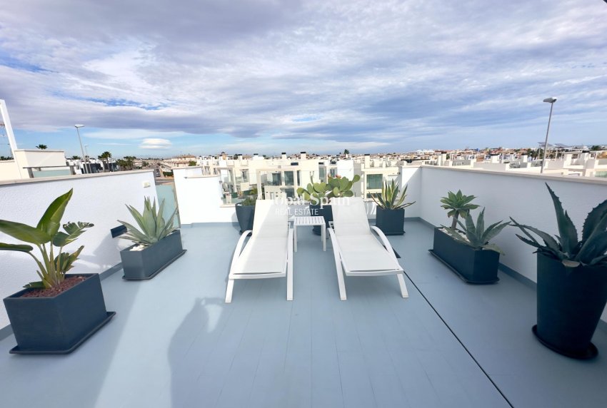 Revente - VILLA -
ORIHUELA COSTA - Lomas de Cabo Roig