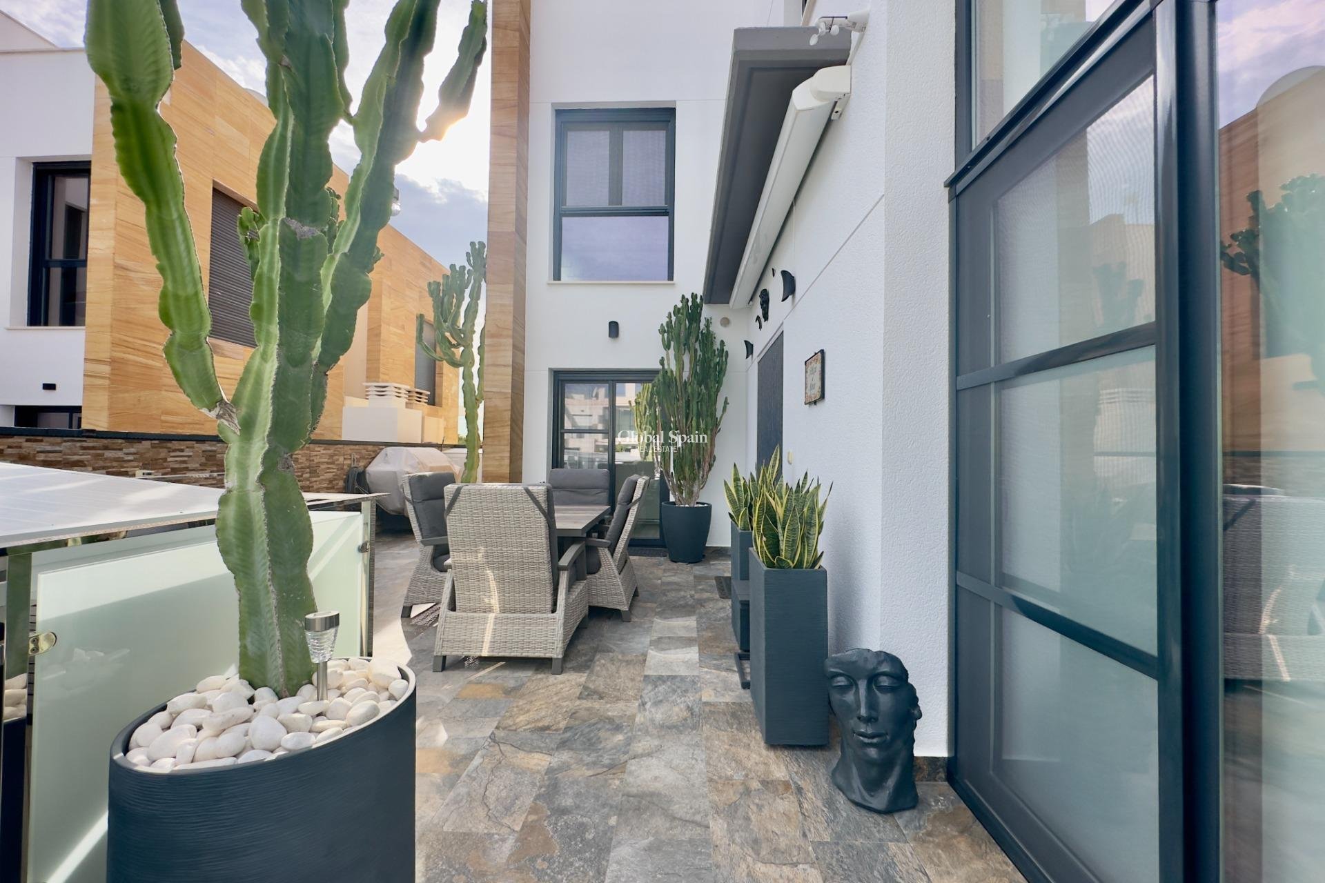 Revente - VILLA -
ORIHUELA COSTA - Lomas de Cabo Roig