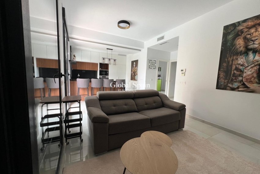 Revente - VILLA -
ORIHUELA COSTA - Lomas de Cabo Roig