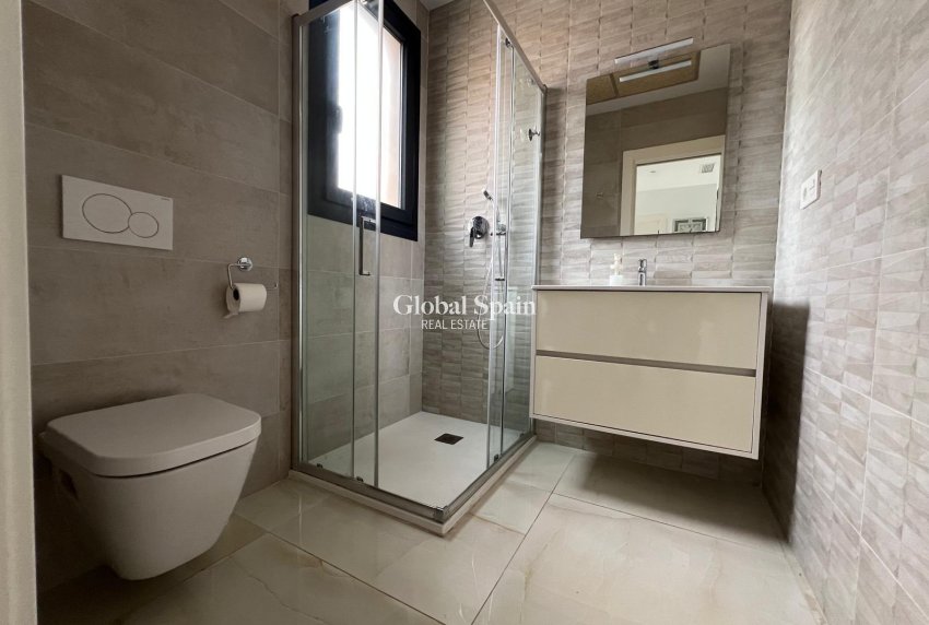 Revente - VILLA -
ORIHUELA COSTA - Lomas de Cabo Roig