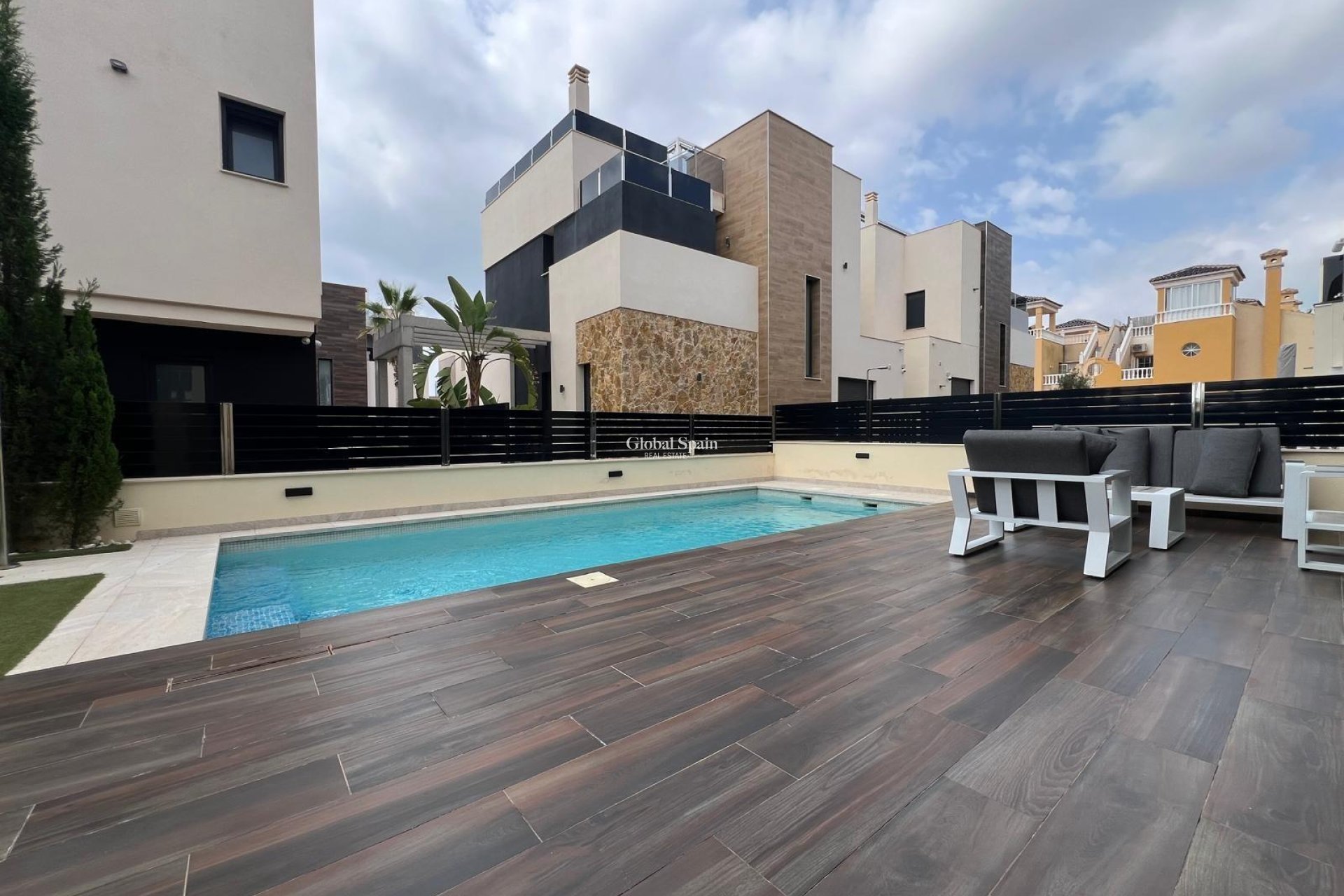 Revente - VILLA -
ORIHUELA COSTA - Lomas de Cabo Roig