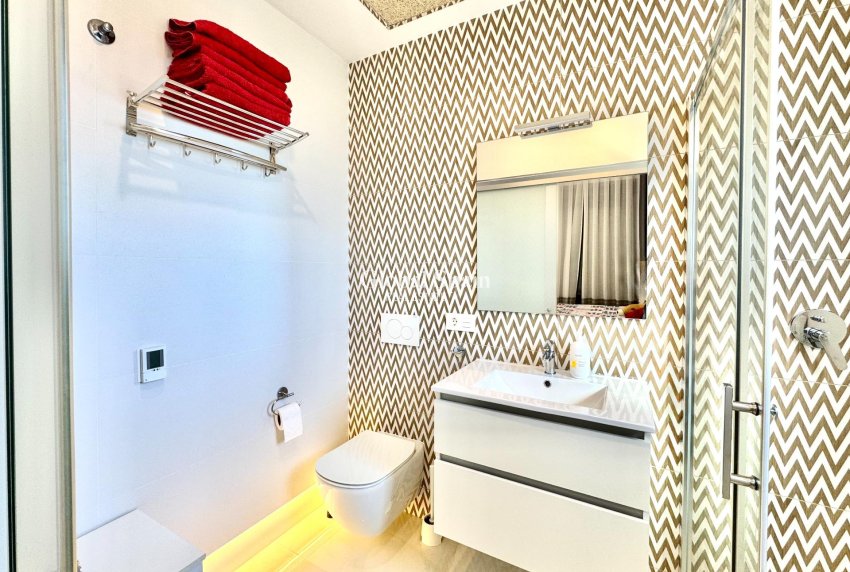 Revente - VILLA -
ORIHUELA COSTA - Lomas de Cabo Roig