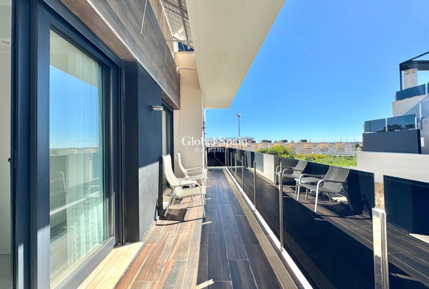 Revente - VILLA -
ORIHUELA COSTA - Lomas de Cabo Roig