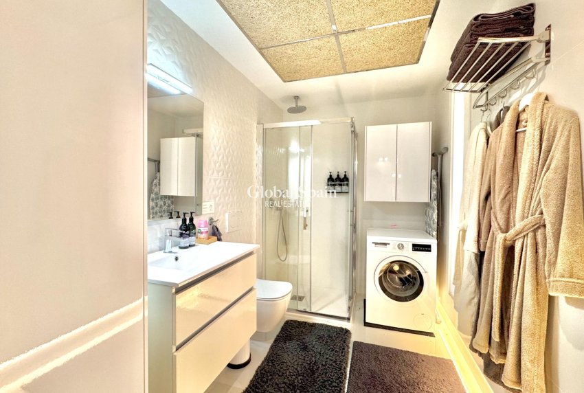 Revente - VILLA -
ORIHUELA COSTA - Lomas de Cabo Roig