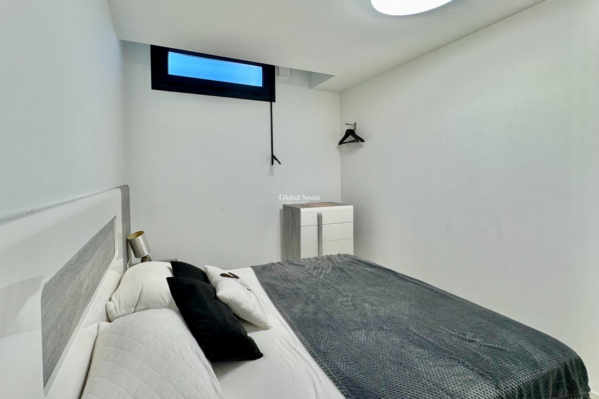 Revente - VILLA -
ORIHUELA COSTA - Lomas de Cabo Roig