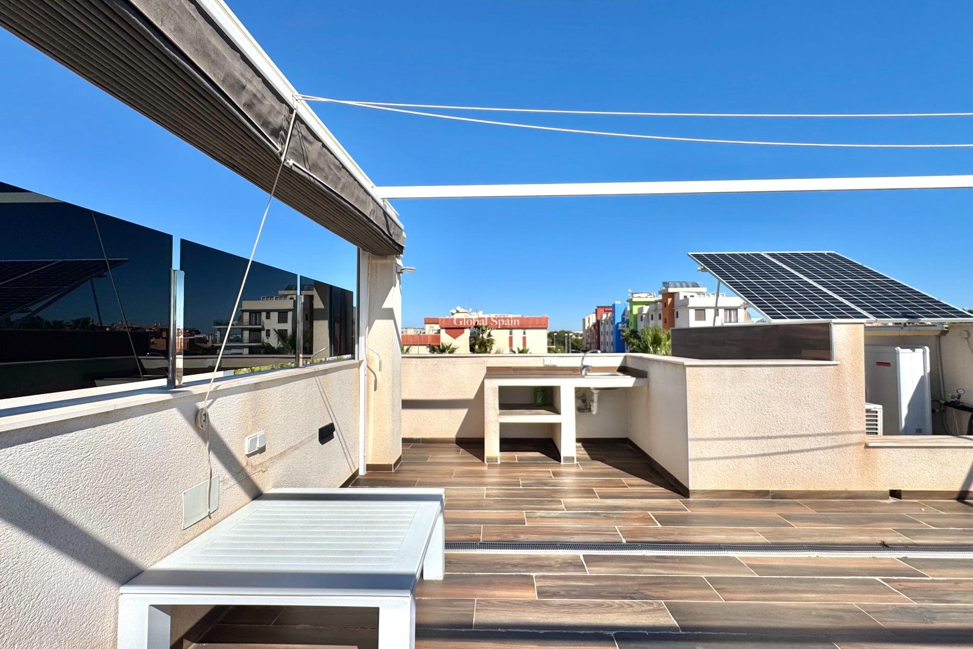 Revente - VILLA -
ORIHUELA COSTA - Lomas de Cabo Roig