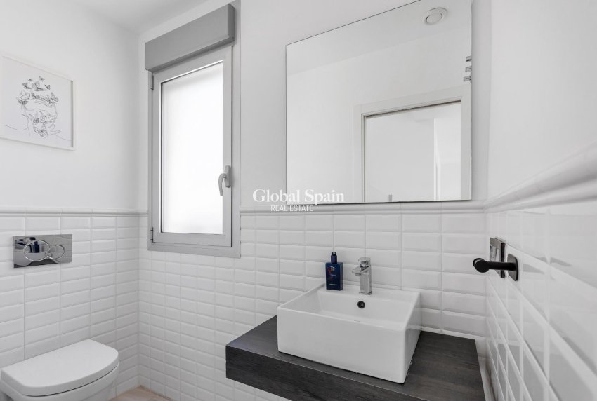 Revente - VILLA -
ORIHUELA COSTA - Lomas de Cabo Roig