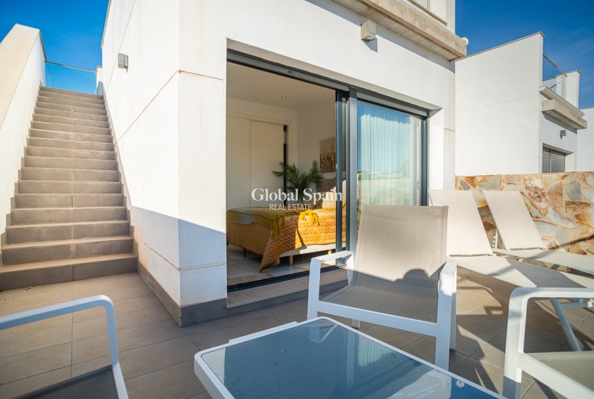 Revente - Villa -
ORIHUELA COSTA - Lomas de Cabo Roig