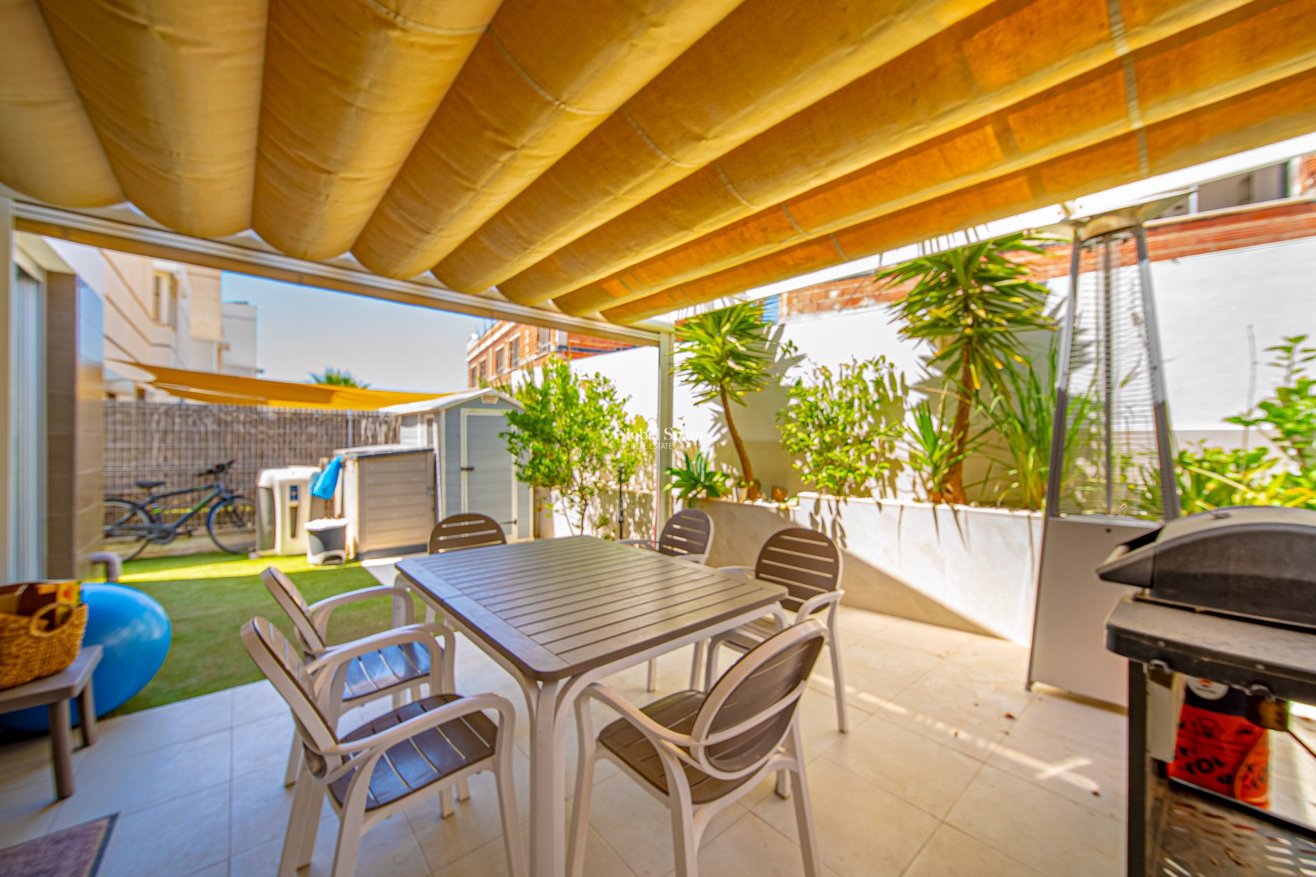 Revente - Villa -
ORIHUELA COSTA - Lomas de Cabo Roig