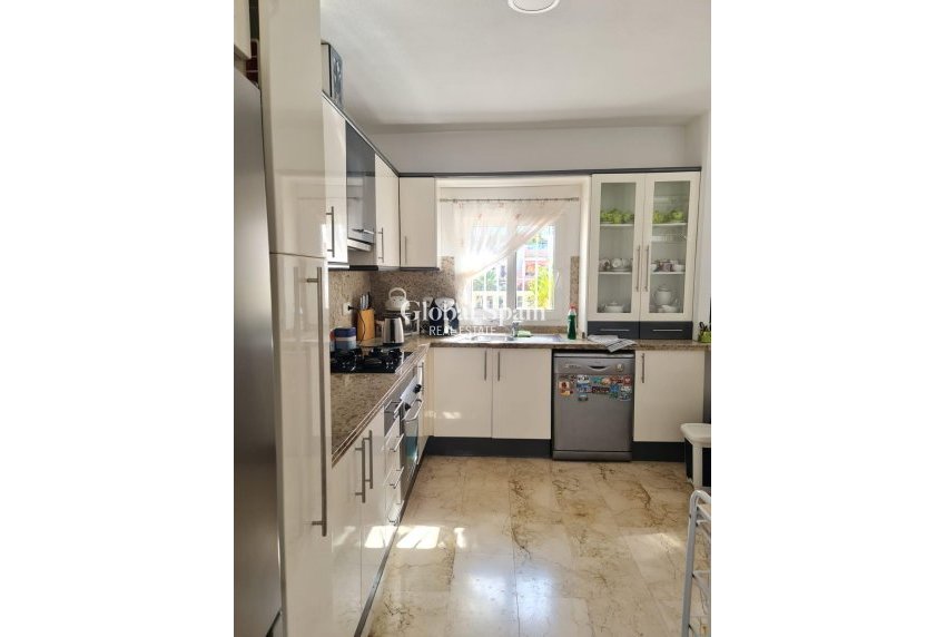 Revente - VILLA -
ORIHUELA COSTA - Lomas De Campoamor-las Ramblas