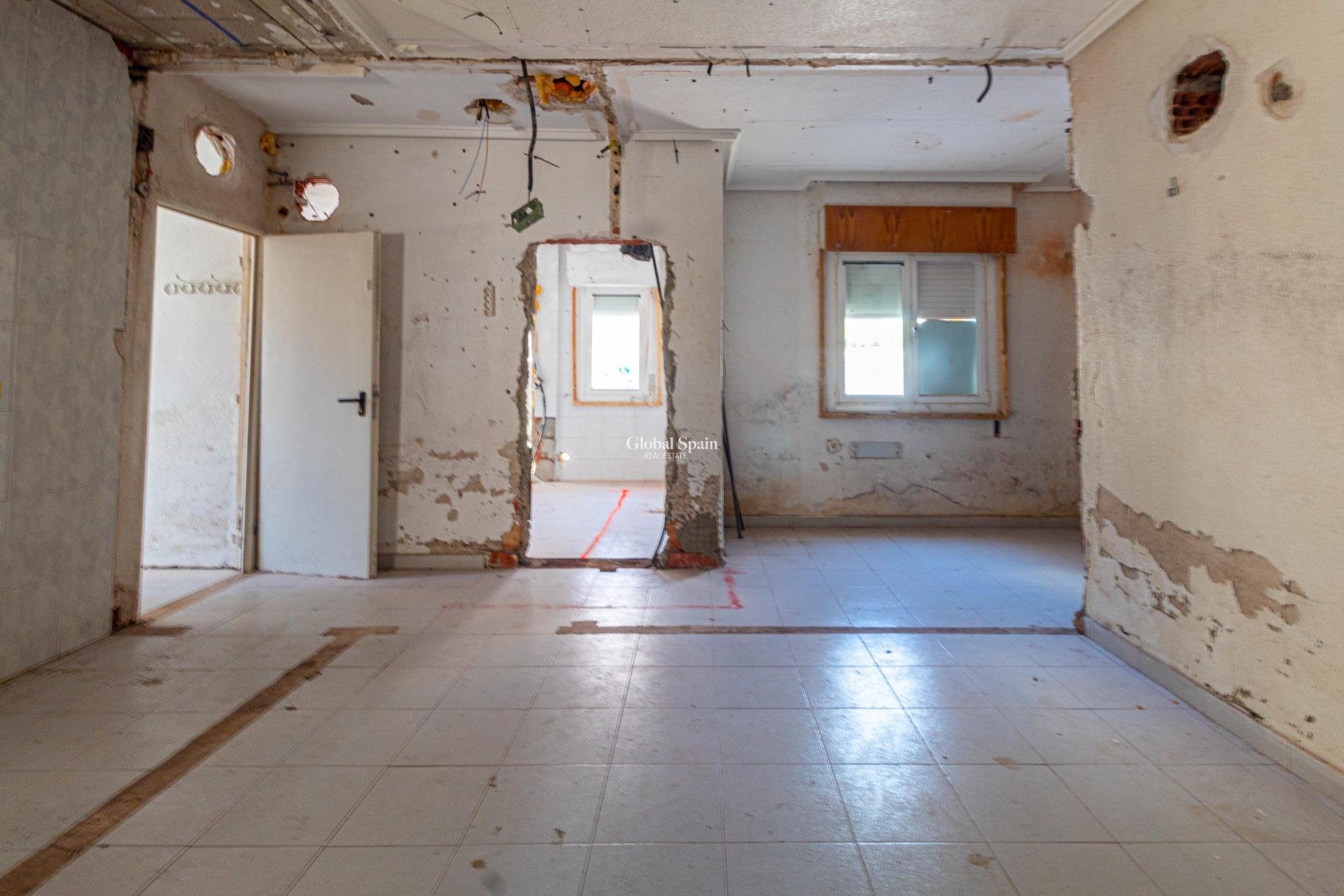 Revente - VILLA -
ORIHUELA COSTA - Los Almendros-La Florida