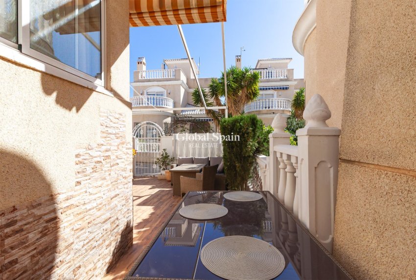 Revente - VILLA -
ORIHUELA COSTA - Los Almendros-la Florida