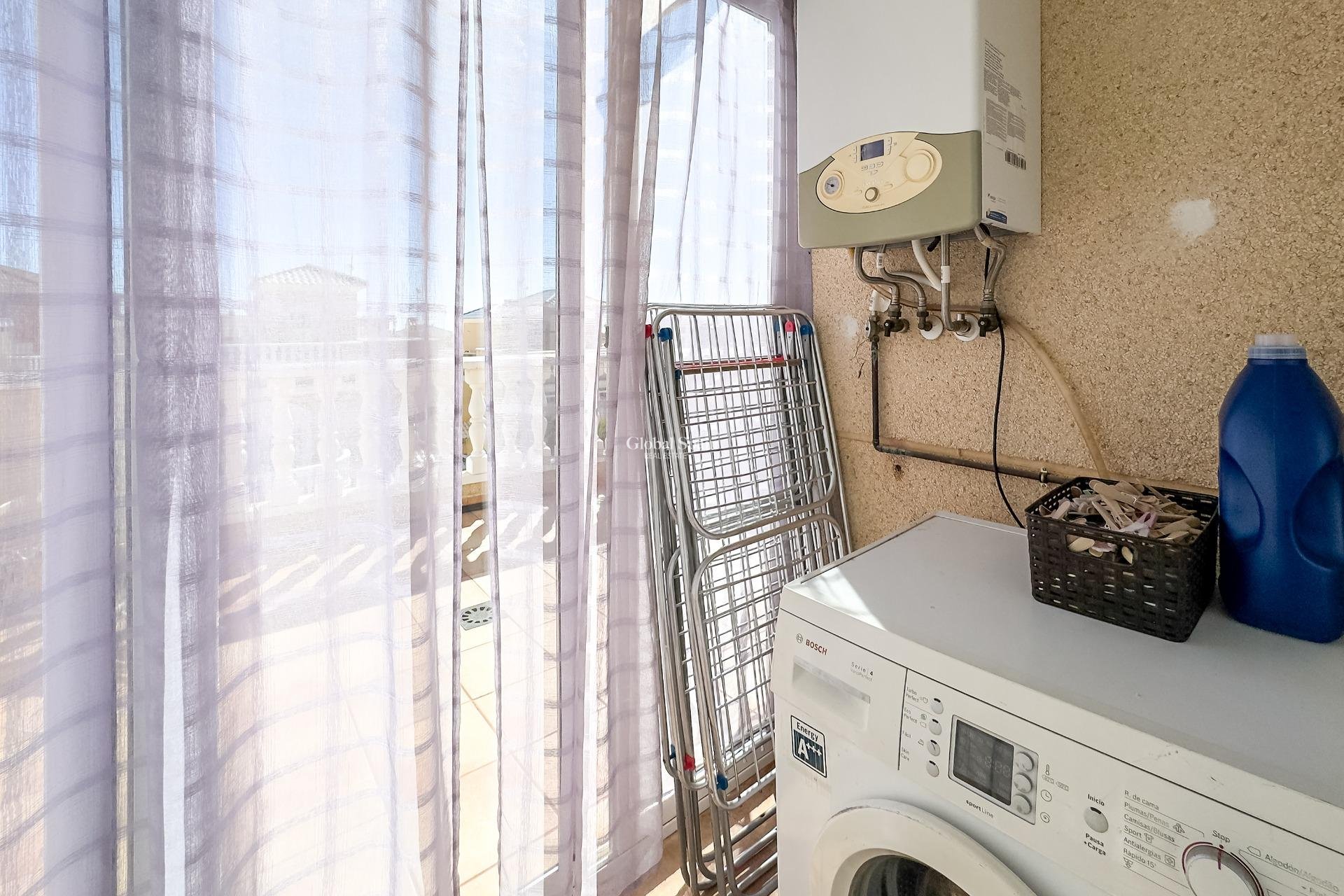 Revente - VILLA -
ORIHUELA COSTA - Los Almendros-la Florida