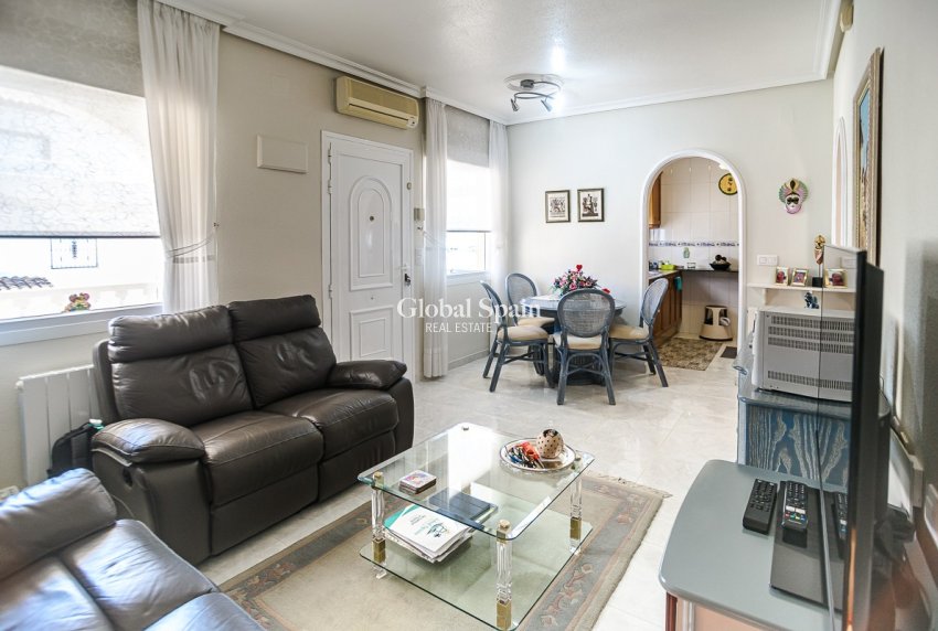 Revente - VILLA -
ORIHUELA COSTA - Los Altos