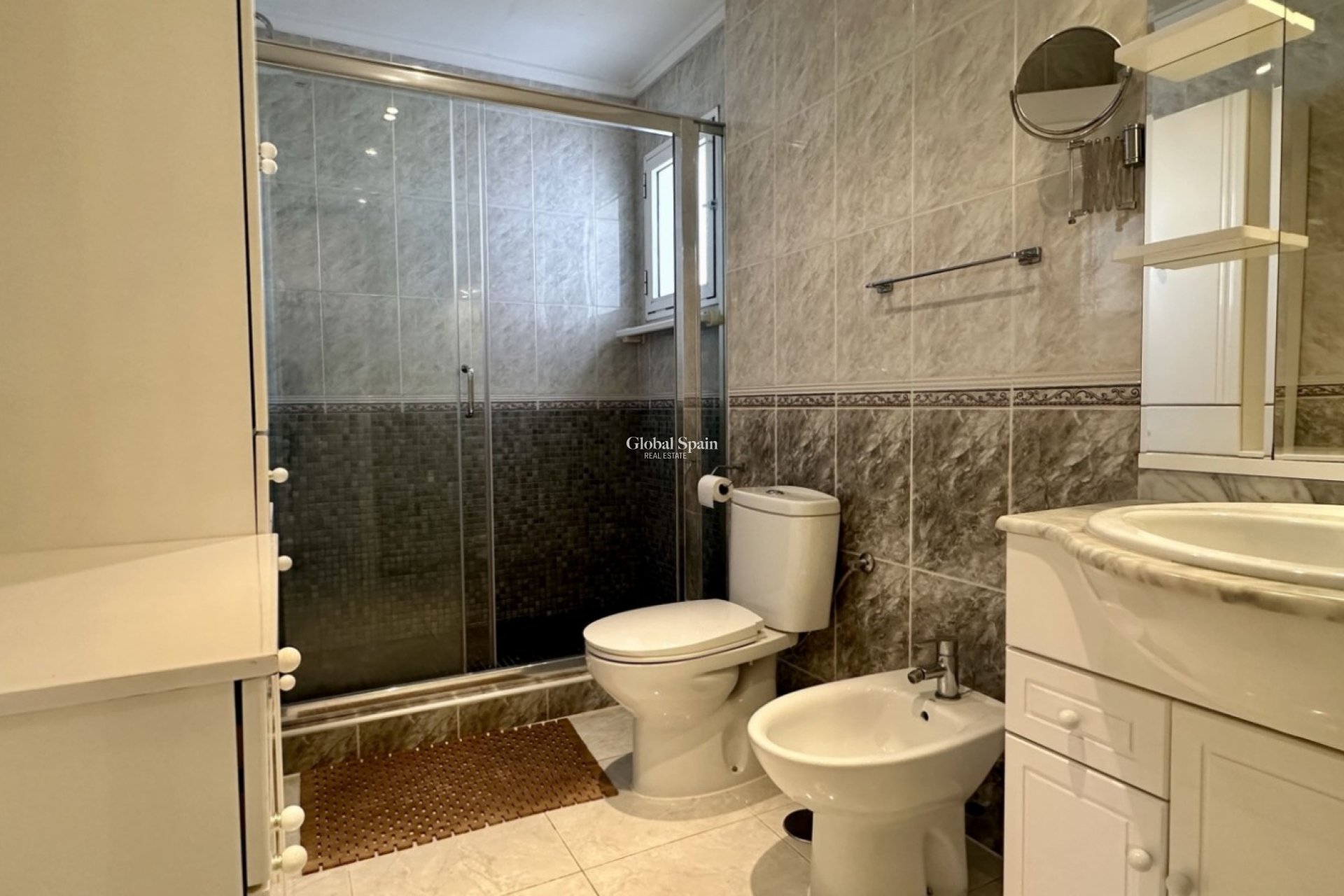 Revente - VILLA -
ORIHUELA COSTA - LOS BALCONES - LOS ALTOS