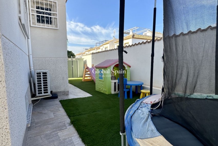 Revente - VILLA -
ORIHUELA COSTA - LOS BALCONES - LOS ALTOS