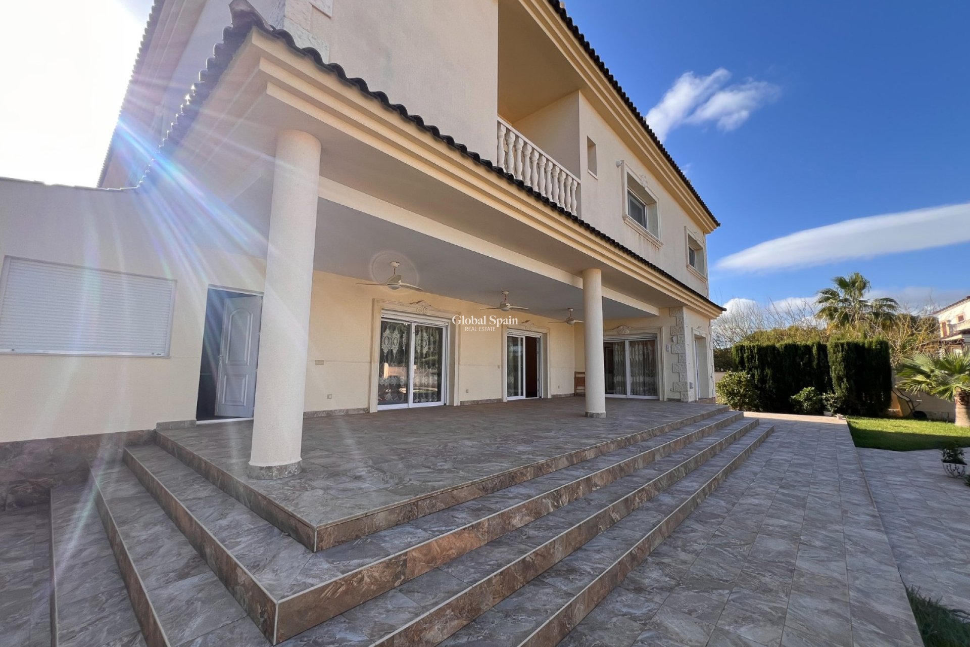 Revente - VILLA -
ORIHUELA COSTA - Orihuela Costa
