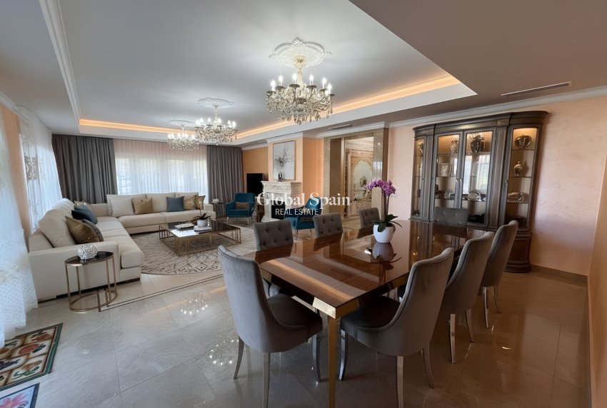 Revente - VILLA -
ORIHUELA COSTA - Orihuela Costa