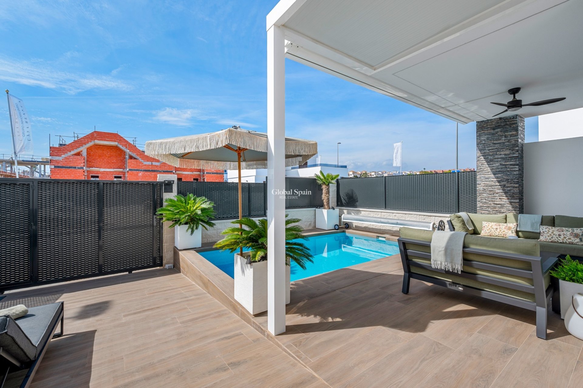 Revente - VILLA -
ORIHUELA COSTA - Orihuela