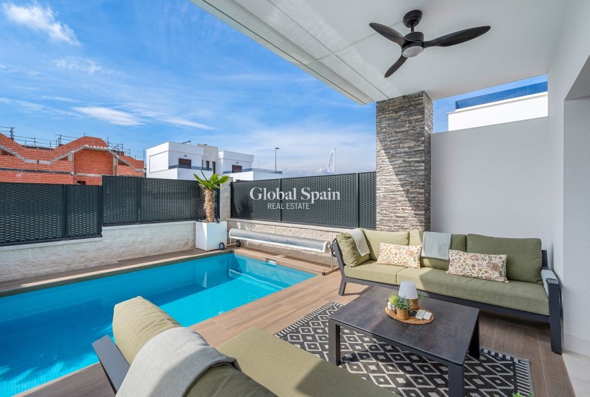 Revente - VILLA -
ORIHUELA COSTA - Orihuela