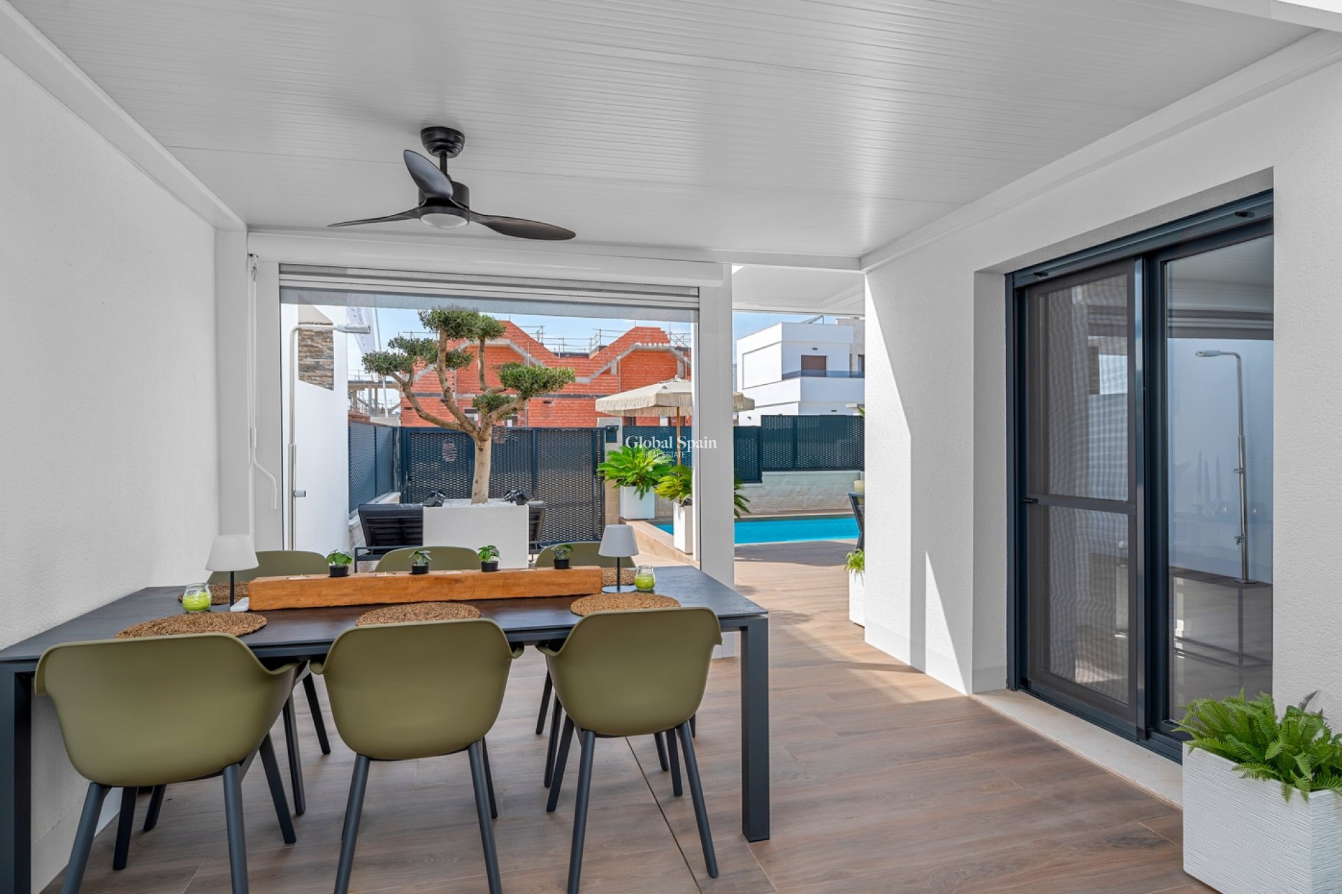 Revente - VILLA -
ORIHUELA COSTA - Orihuela