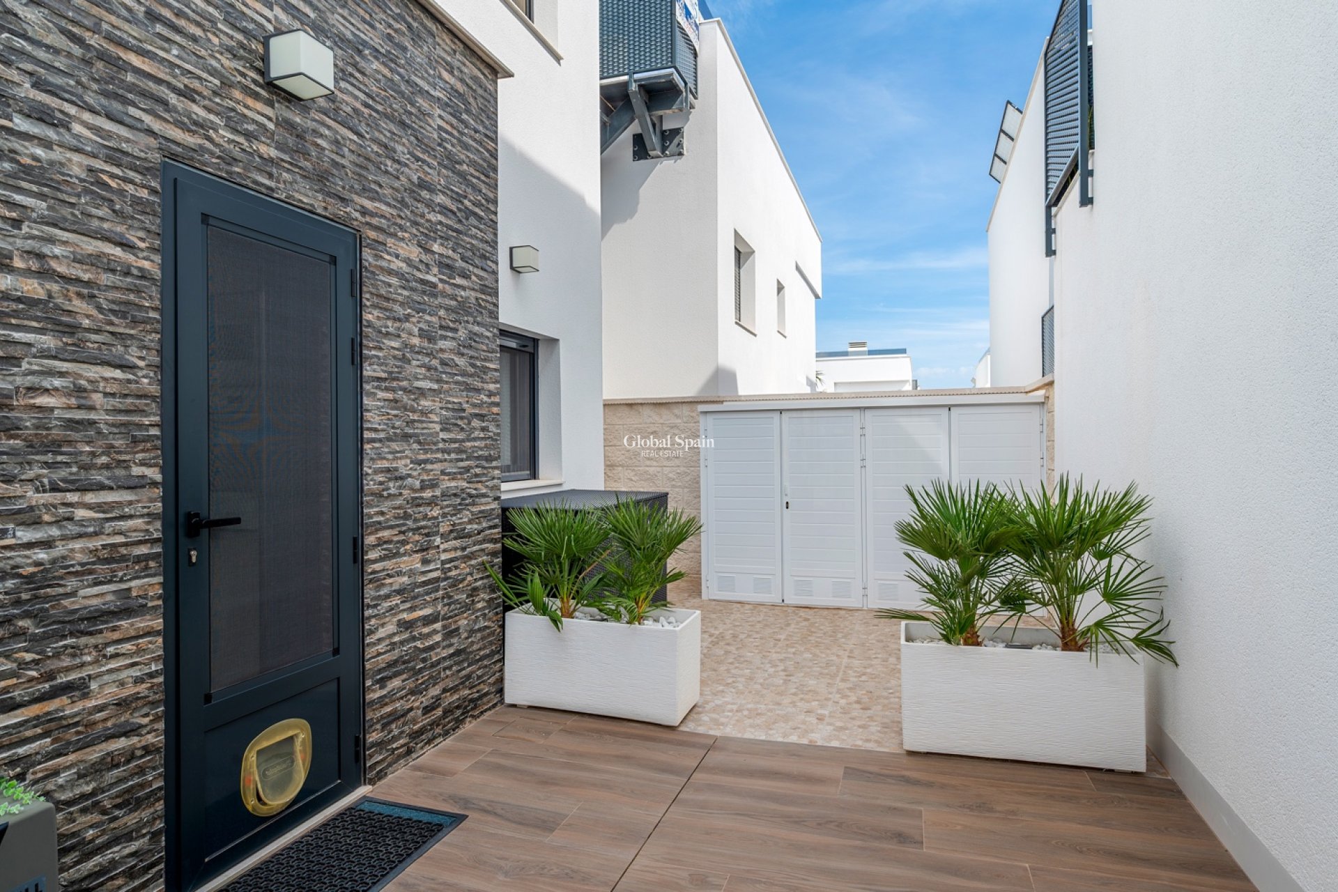 Revente - VILLA -
ORIHUELA COSTA - Orihuela
