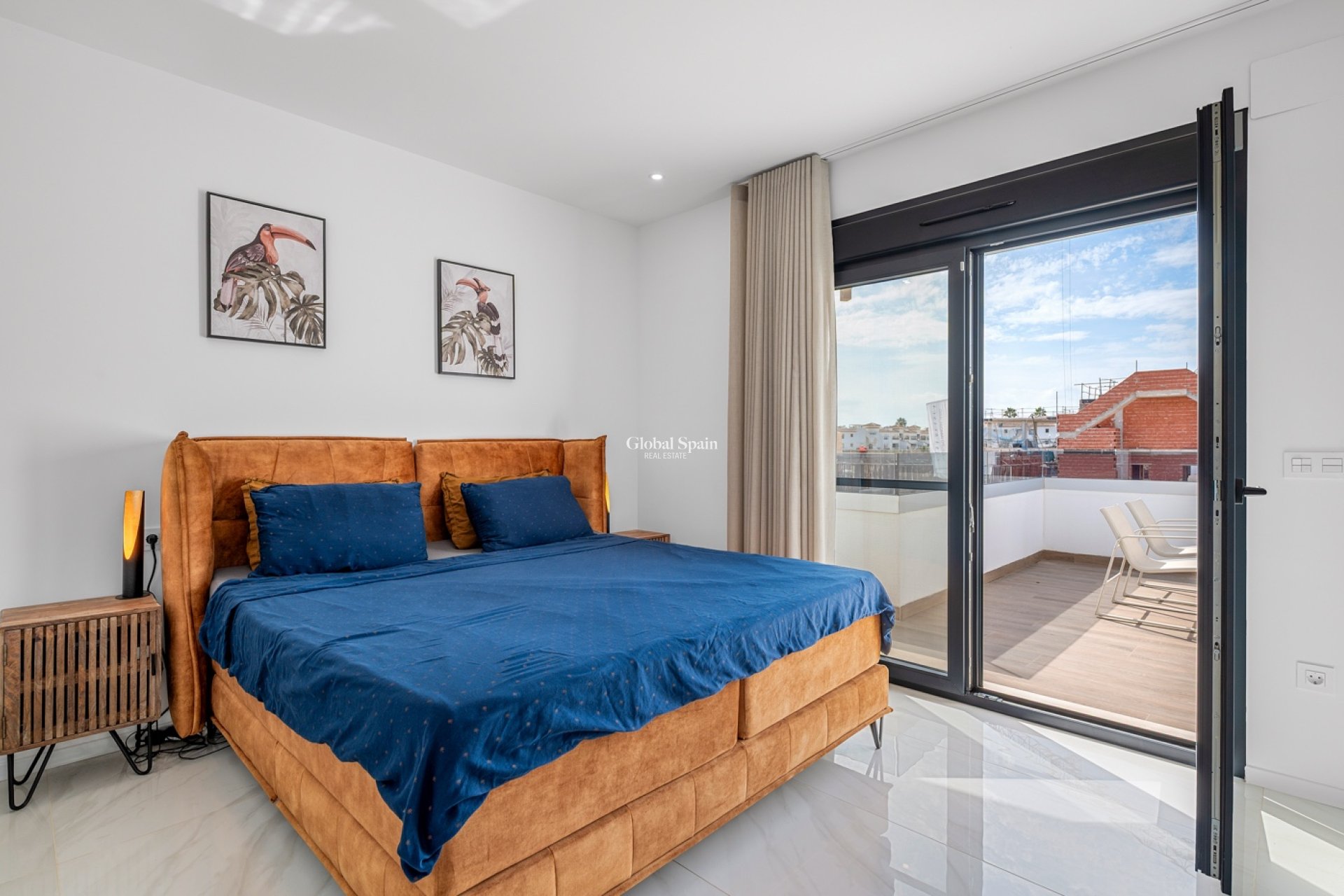 Revente - VILLA -
ORIHUELA COSTA - Orihuela