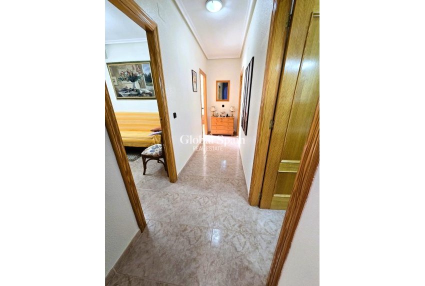 Revente - VILLA -
ORIHUELA COSTA - Playa Flamenca