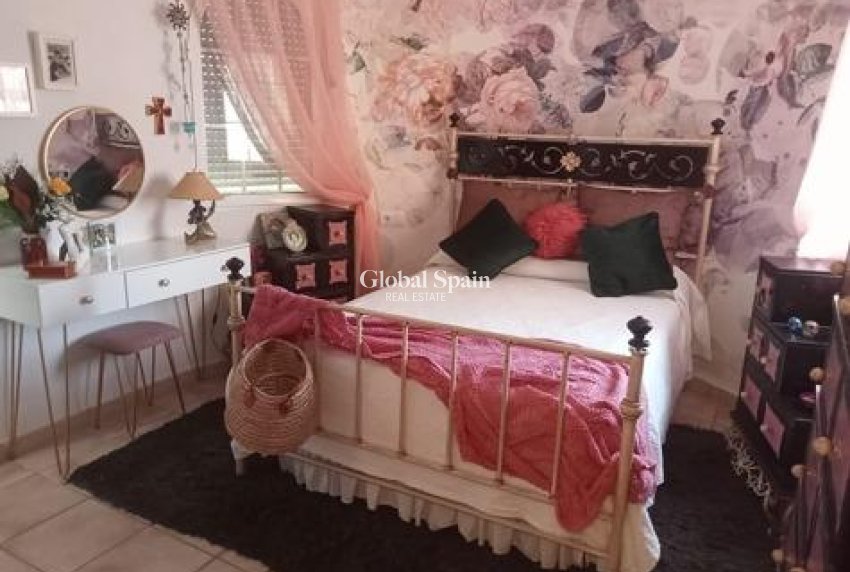 Revente - VILLA -
ORIHUELA COSTA - Playa Flamenca