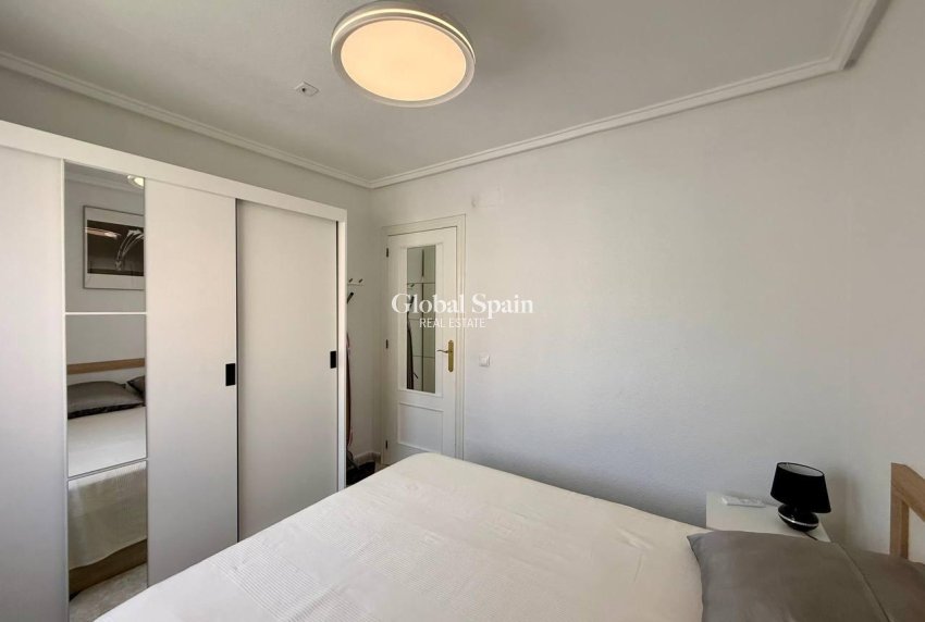 Revente - VILLA -
ORIHUELA COSTA - Playa Flamenca
