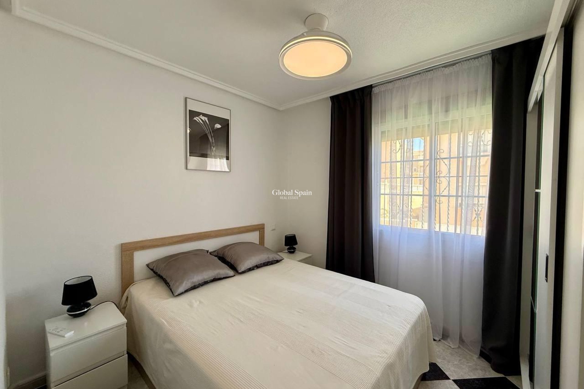 Revente - VILLA -
ORIHUELA COSTA - Playa Flamenca