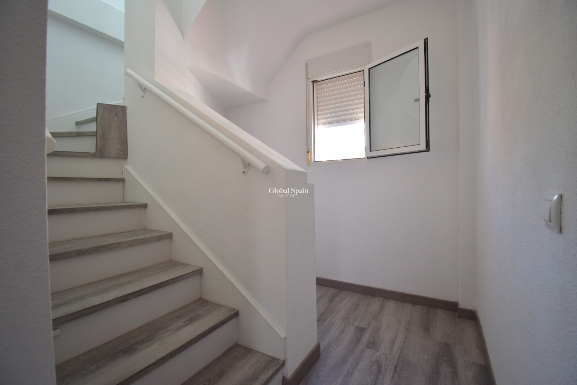 Revente - VILLA -
Orihuela Costa - Playa Flamenca