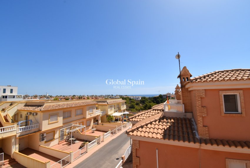 Revente - VILLA -
ORIHUELA COSTA - Playa Flamenca