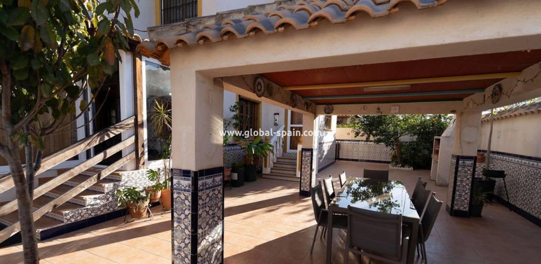 Revente - Villa - Orihuela Costa - Punta Prima