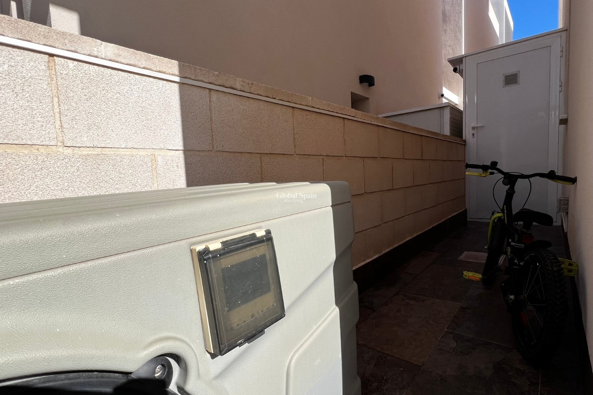 Revente - VILLA -
ORIHUELA COSTA - Villa Martin