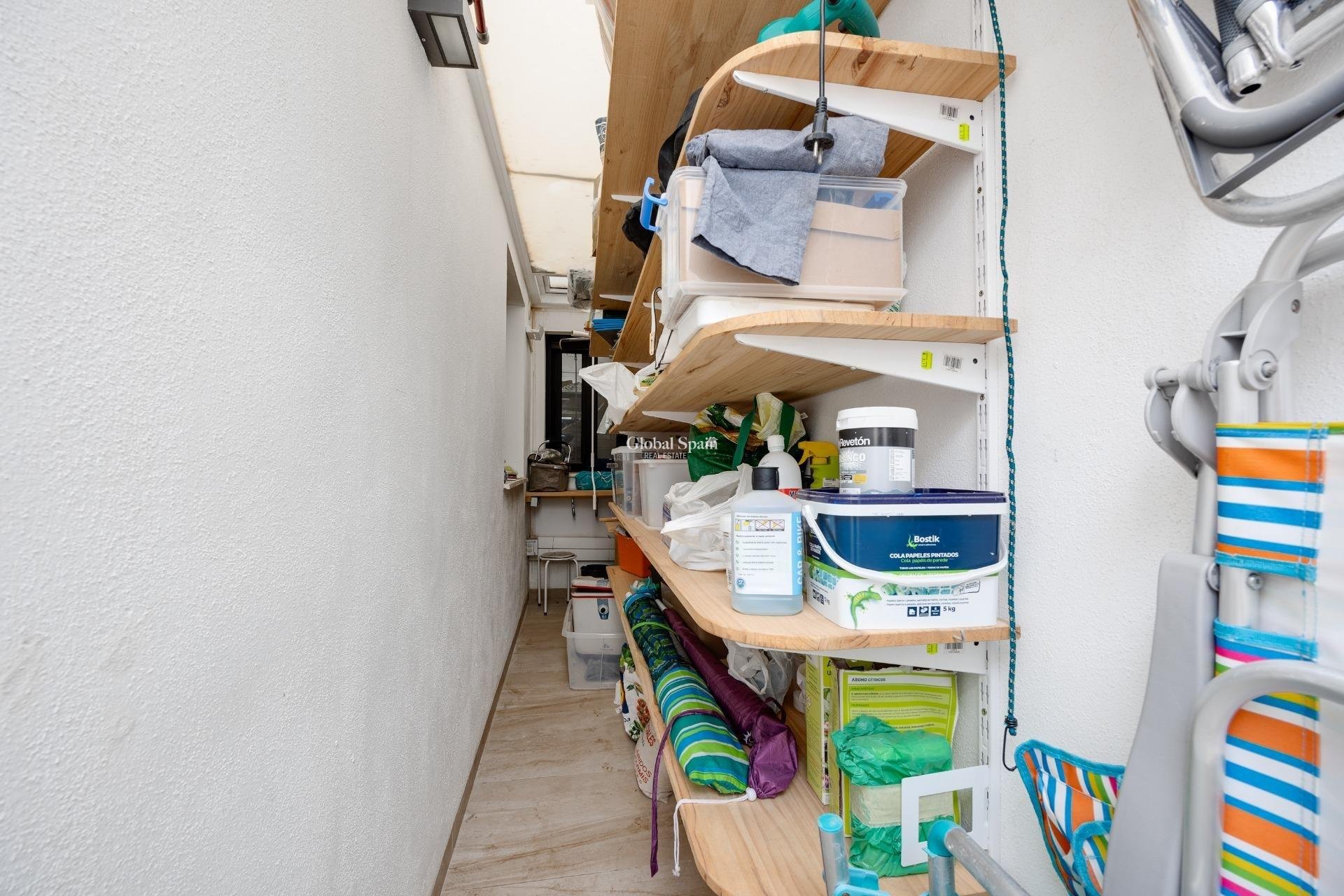 Revente - Villa -
ORIHUELA COSTA - VILLAMARTÍN