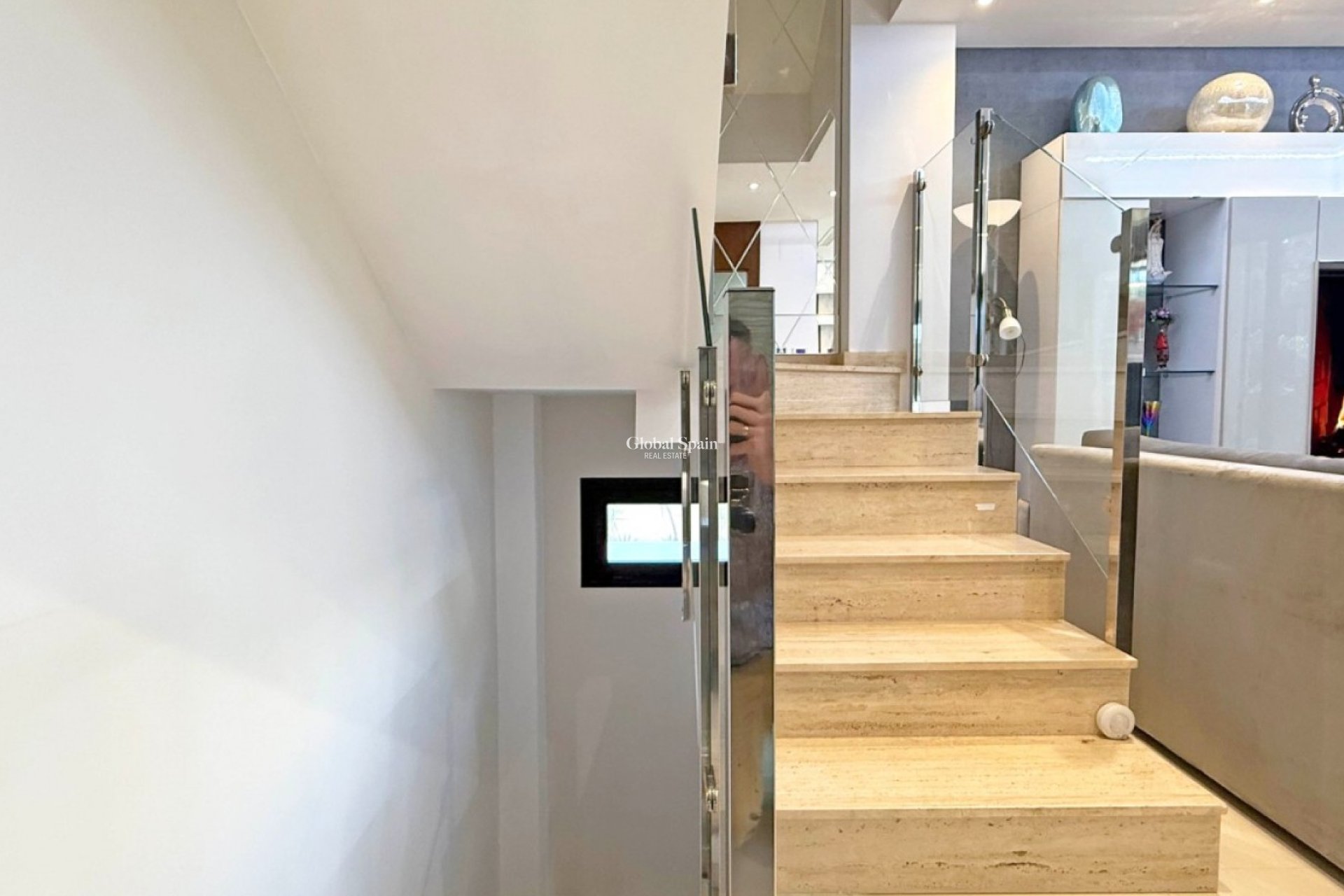 Revente - Villa -
ORIHUELA COSTA - VILLAMARTÍN