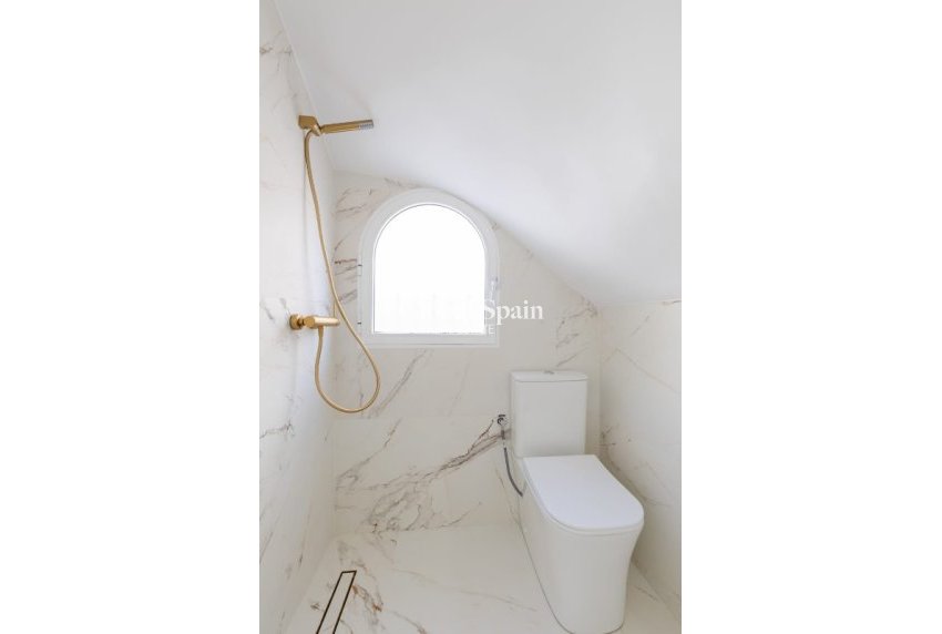 Revente - Villa -
ORIHUELA COSTA - VILLAMARTÍN